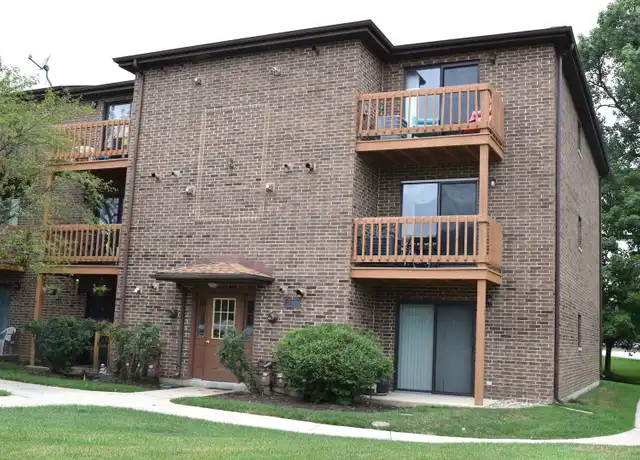 Property at 2258 Abbeywood Dr Unit B, Lisle, IL, 60532, 2 beds, 2 baths, [object Object]