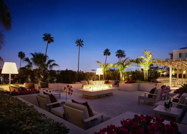 Property at 155 N Crescent Dr Unit 1BRPRM, Beverly Hills, CA, 90210, 1 bed, 1.5 baths, [object Object]
