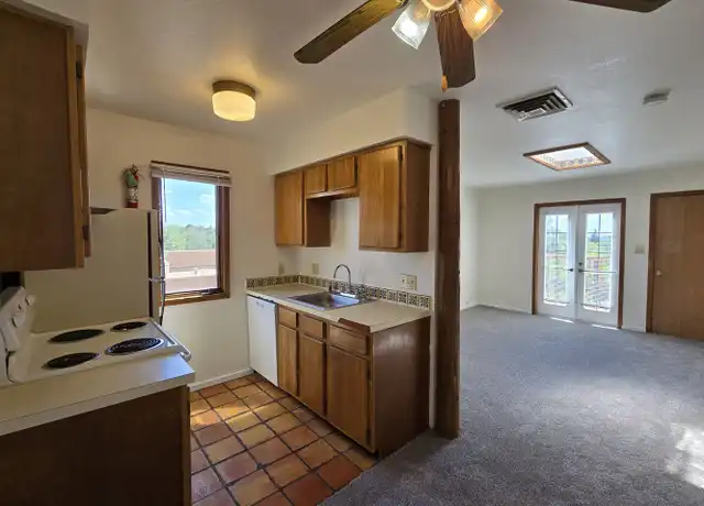 Property at 2600 W Zia Rd, Santa Fe, NM, 87505, 1 bed, 1 bath, [object Object]