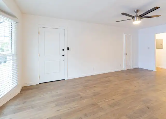 Property at 1521 2nd St Unit 01, Long Beach, CA, 90802, 2 beds, 1 bath, [object Object]