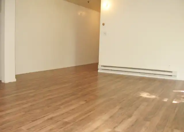 Property at 641 S Woodward St, Allentown, PA, 18103, 2 beds, 1 bath, [object Object]