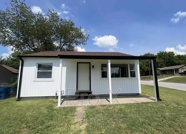 Property at 2837 E 11th St, Joplin, MO, 64801, 3 beds, 2 baths, [object Object]