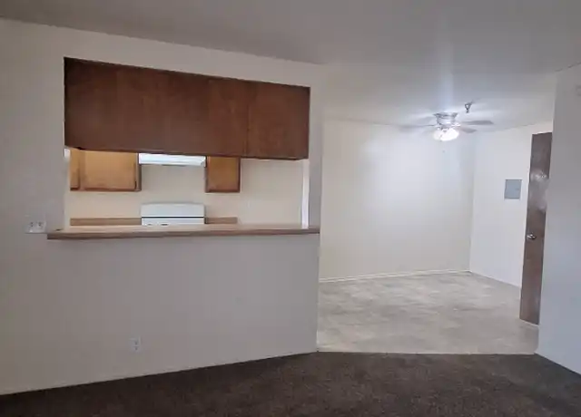 Property at 13606 Cerise Ave Unit 18, Hawthorne, CA, 90250, 1 bed, 1 bath, [object Object]