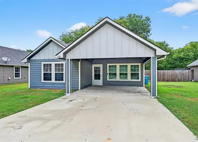 Property at 701 S Binkley St, Sherman, TX, 75092, 3 beds, 2 baths, [object Object]