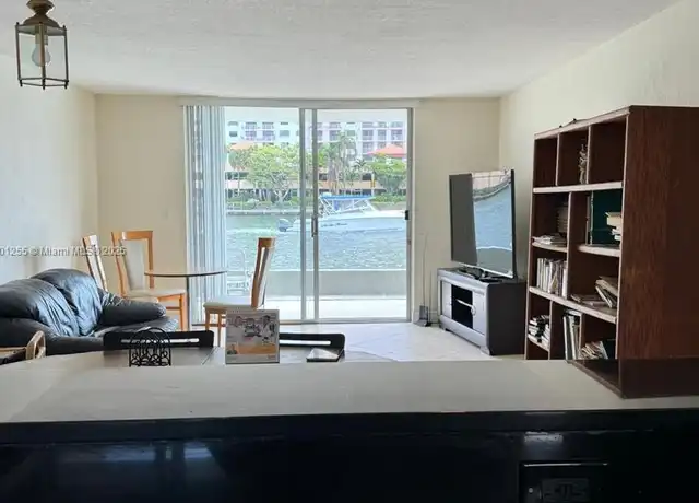 Property at 4000 NE 169th St #104, North Miami Beach, FL, 33160, 1 bed, 1 bath, [object Object]