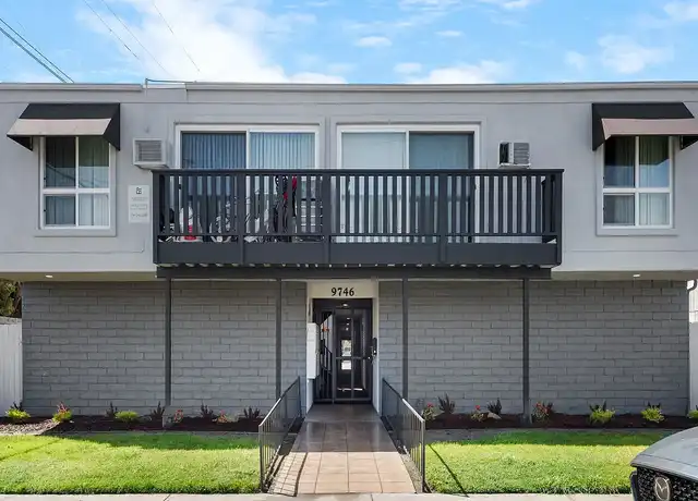 Property at 9746 Park St, Bellflower, CA, 90706, 2 beds, 1 bath, [object Object]