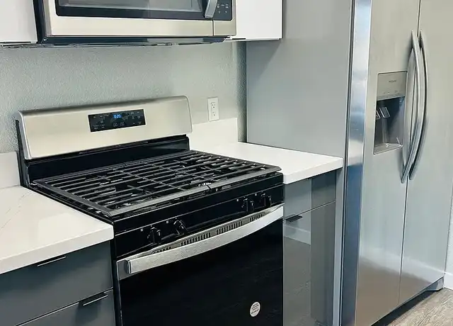 Property at 9746 Park St, Bellflower, CA, 90706, 2 beds, 1 bath, [object Object]