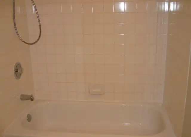 Property at 3402 Bitterwood Pl Unit B301, Laurel, MD, 20724, 2 beds, 1 bath, [object Object]