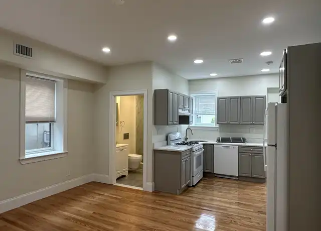Property at 2036 Massachusetts Ave Unit 2, Cambridge, MA, 02140, 4 beds, 2 baths, [object Object]