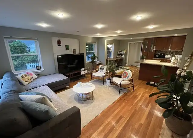 Property at 290 Winchester St Unit na, Newton, MA, 02461, 3 beds, 2 baths, [object Object]