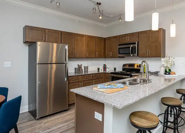 Property at McKenzie Park Apartments - 14201 Kanis Rd, Little Rock, AR, 72223, 1 bed, 1 bath, [object Object]