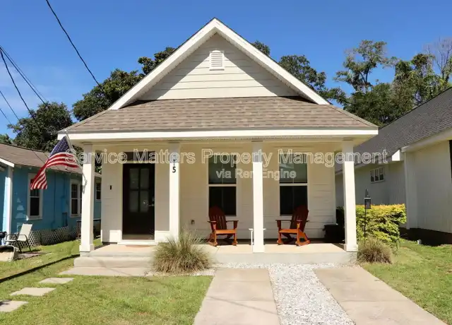 Property at 15 N L St, Pensacola, FL, 32502, 3 beds, 2 baths, [object Object]