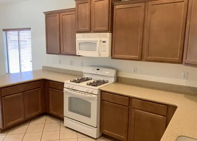 Property at 104 N Mail Station Ln, Sahuarita, AZ, 85629, 3 beds, 2 baths, [object Object]