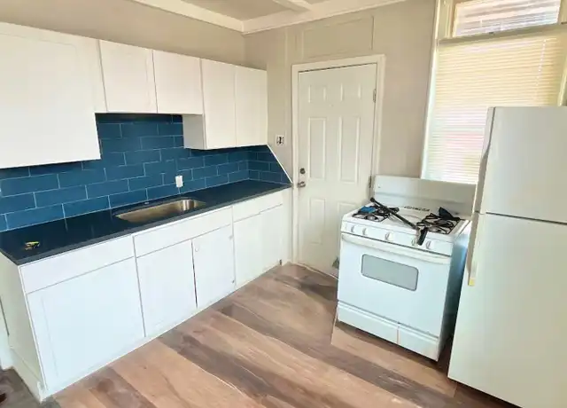 Property at 1230 E Evans Ave, Pueblo, CO, 81004, 1 bed, 1 bath, [object Object]