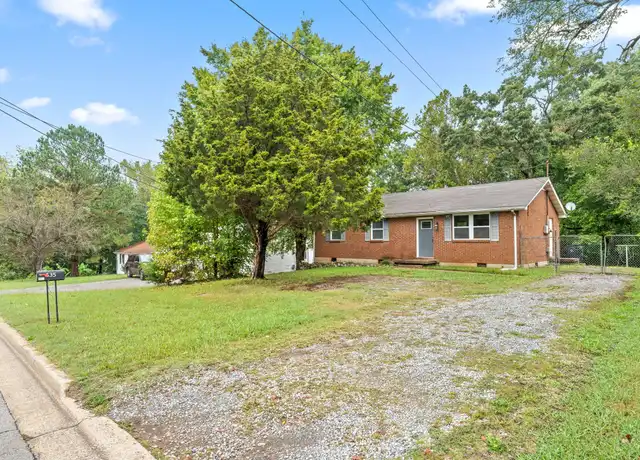 Property at 635 Lafayette Rd, Clarksville, TN, 37042, 3 beds, 1.5 baths, [object Object]
