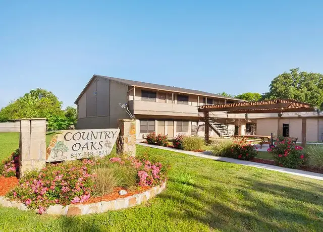 Photo of 1513 Santa Fe Dr, Weatherford, TX 76086