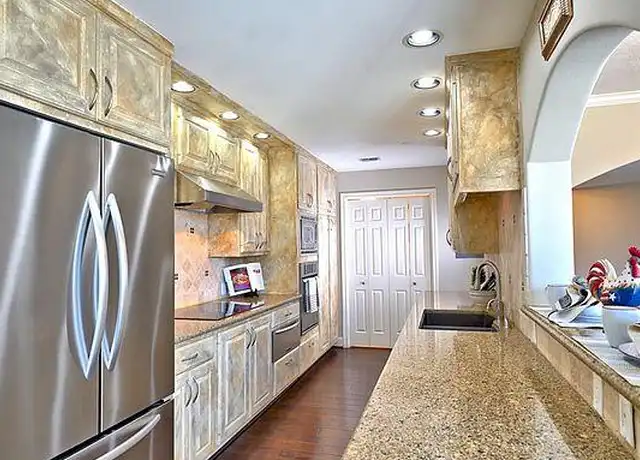 Property at 3350 McCue Rd, Houston, TX, 77056, 1 bed, 1 bath, [object Object]