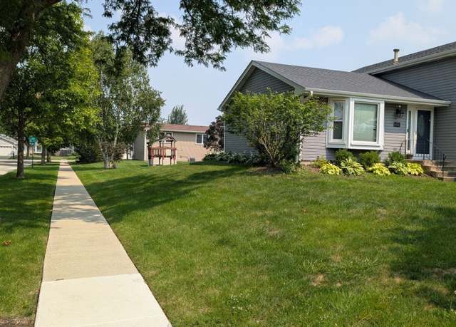 Photo of 721 Cutter Ln, Elk Grove Village, IL 60007
