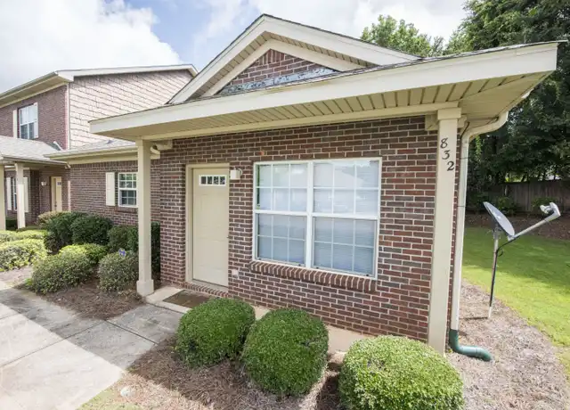 Property at 832 Harvard Dr, Auburn, AL, 36830, 3 beds, 2 baths, [object Object]