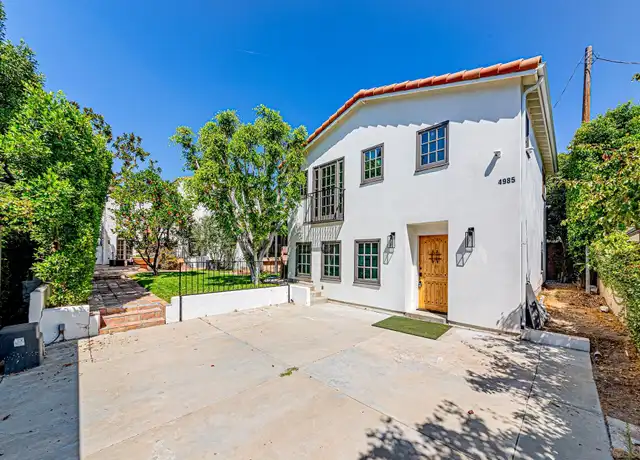 Property at 4985 W 3rd St, Los Angeles, CA, 90004, 2 beds, 2.5 baths, [object Object]