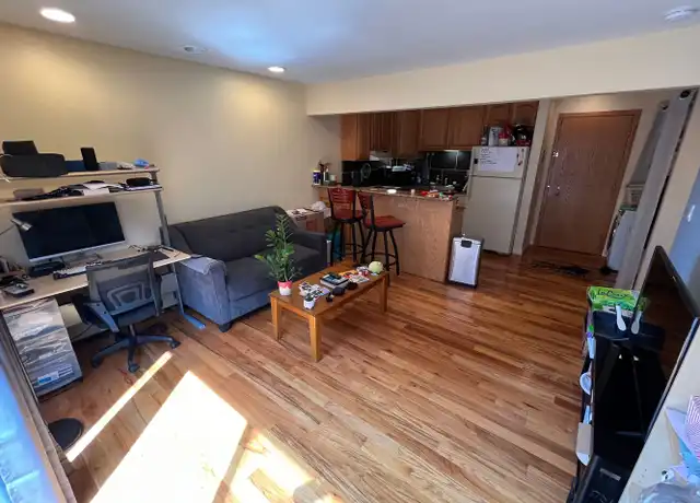 Property at 418 E Washington St Unit 24, Ann Arbor, MI, 48104, 1 bed, 1 bath, [object Object]