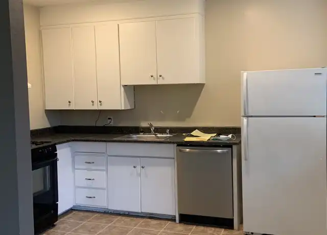 Property at 8216 Greenwood Ave N, Seattle, WA, 98103, 1 bed, 1 bath, [object Object]