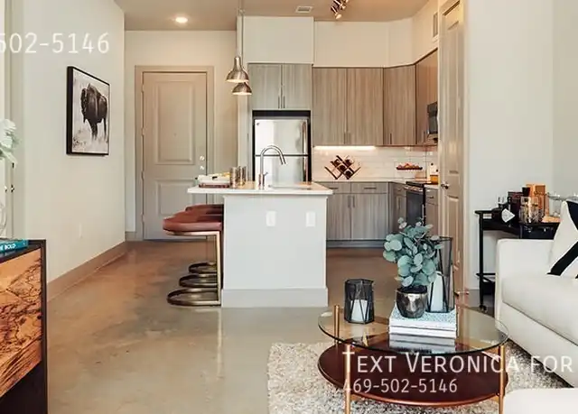 Property at 3218 Gonzales St, Austin, TX, 78702, 2 beds, 2 baths, [object Object]