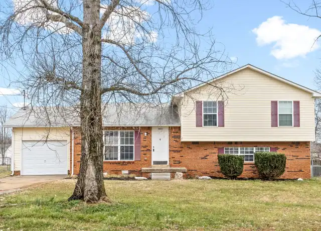 Property at 1011 Cooper Dr, Oak Grove, KY, 42262, 3 beds, 1.5 baths, [object Object]
