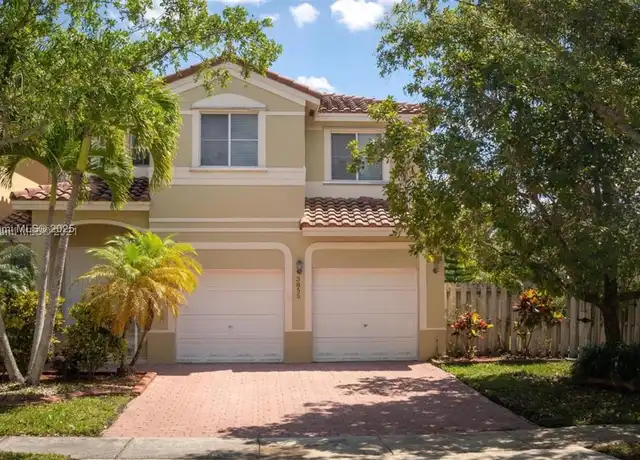 Property at 3855 SW 171st Ter, Miramar, FL, 33027, 3 beds, 2.5 baths, [object Object]