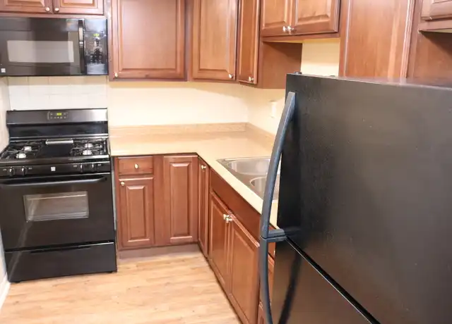 Property at The Villas @ Uptown - 6230 Indian School Rd NE, Albuquerque, NM, 87110, 0-1 beds, 1 bath, [object Object]
