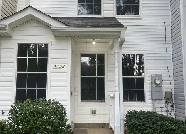 Property at 2352 Wellington Cir Unit 1, Lithonia, GA, 30058, 2 beds, 2 baths, [object Object]