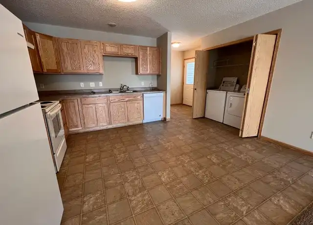 Property at 1563 Gunston Dr Unit B, New Richmond, WI, 54017, 2 beds, 1 bath, [object Object]