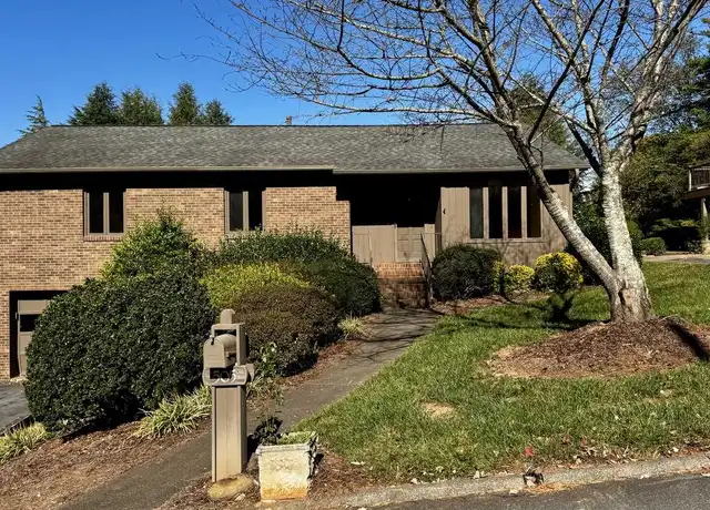 Property at 505 Ridgehaven Cir, Winston Salem, NC, 27104, 3 beds, 3 baths, [object Object]