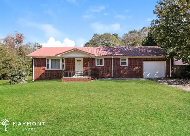 Property at 829 Scuffletown Rd, Simpsonville, SC, 29681, 3 beds, 2 baths, [object Object]