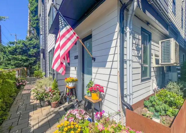 Property at 10712 Greenwood Ave N Unit A, Seattle, WA, 98133, 3 beds, 2 baths, [object Object]