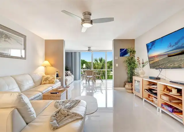 Property at 5900 NE 7th Ave Unit 304N, Boca Raton, FL, 33487, 2 beds, 2 baths, [object Object]