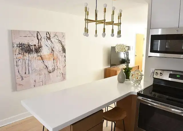 Property at Loomis Drive - 26 Loomis Dr, West Hartford, CT, 06107, 2 beds, 1 bath, [object Object]