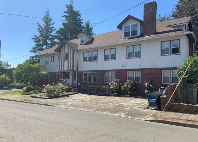 Property at 146 NW 12th St Unit 1, Corvallis, OR, 97330, 3 beds, 1 bath, [object Object]