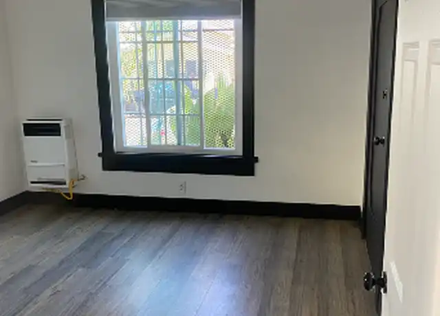 Property at 965 W 42nd Pl, Los Angeles, CA, 90037, 1 bed, 1 bath, [object Object]
