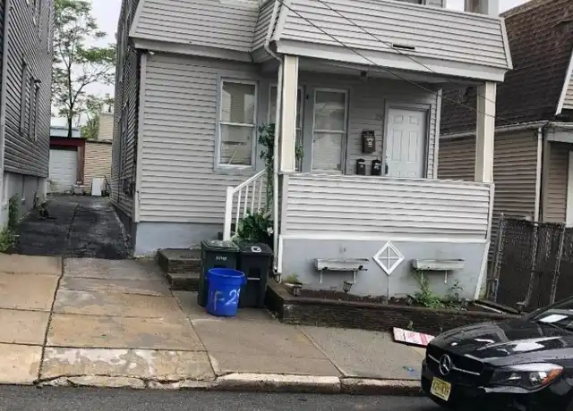 Property at 29 Highland Ter, Irvington, NJ, 07111, 3 beds, 1 bath, [object Object]