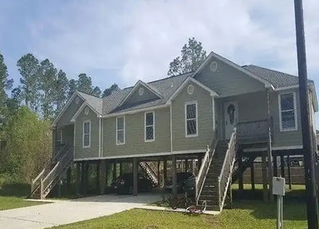 Property at 6155 E Lamar St, Bay St Louis, MS, 39520, 4 beds, 2 baths, [object Object]