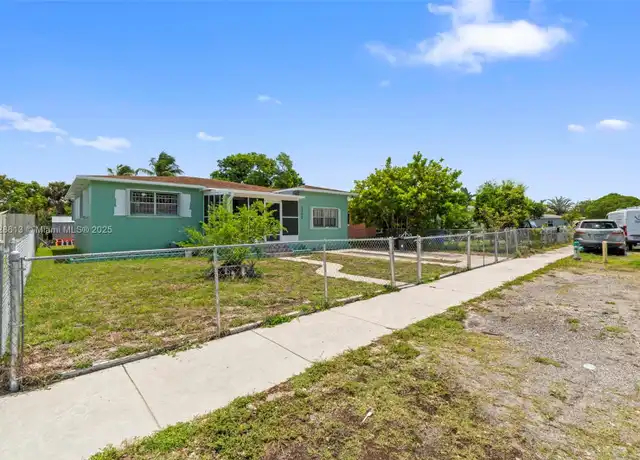 Property at 2502 Funston St, Hollywood, FL, 33020, 3 beds, 1 bath, [object Object]