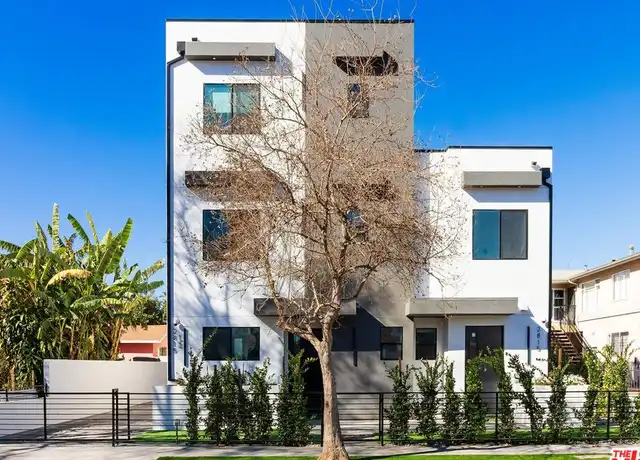 Property at 2817 Redondo Blvd, Los Angeles, CA, 90016, 3 beds, 3 baths, [object Object]
