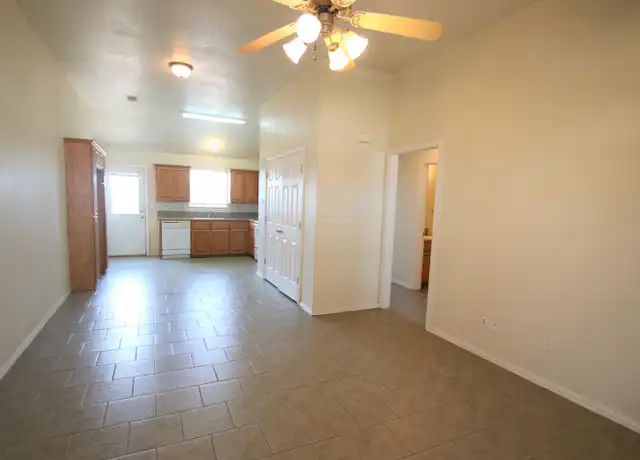 Property at 417 N Blue Jay Ct Unit 419, Weatherford, TX, 76088, 2 beds, 1 bath, [object Object]