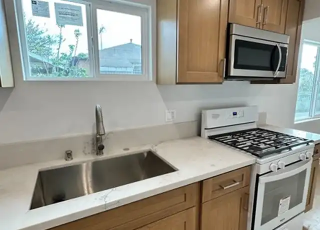 Property at 6834 Colmar Ave, Bell Gardens, CA, 90201, 2 beds, 1 bath, [object Object]