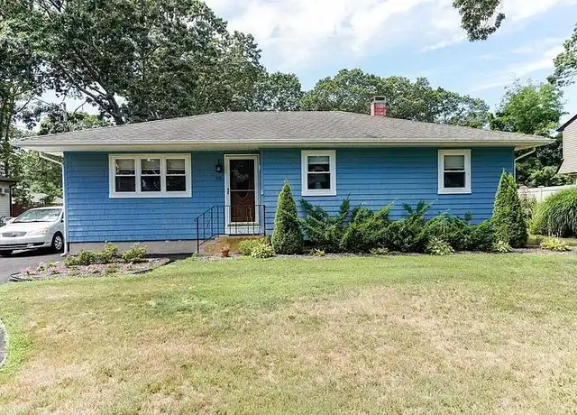 Property at 35 Auborn Ave, Shirley, NY, 11967, 3 beds, 1 bath, [object Object]