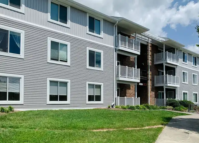 Property at 1205 University Ter, Blacksburg, VA, 24060, 4 beds, 2 baths, [object Object]