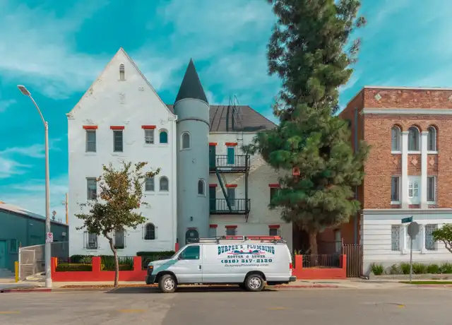 Property at 130 N Westmoreland Ave Unit 108, Los Angeles, CA, 90004, 1 bed, 1 bath, [object Object]
