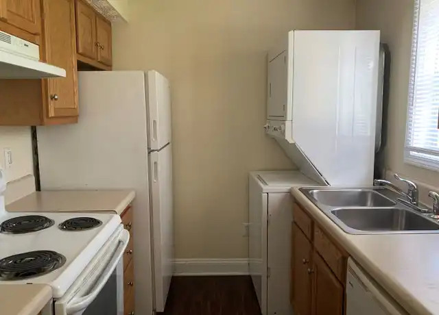 Property at 824 Judd St Unit 824, Bedford, VA, 24523, 2 beds, 1 bath, [object Object]