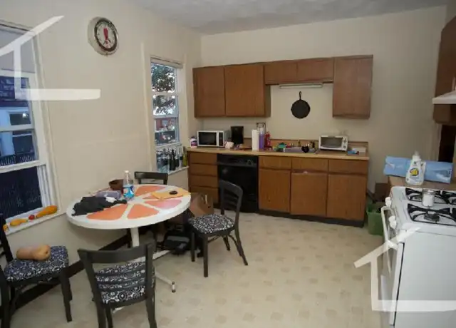 Property at 52 Coolidge Rd, Allston, MA, 02134, 4 beds, 1.5 baths, [object Object]